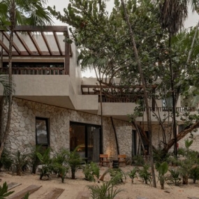 Arima’s Warehouses / 1110 Office for Architecture